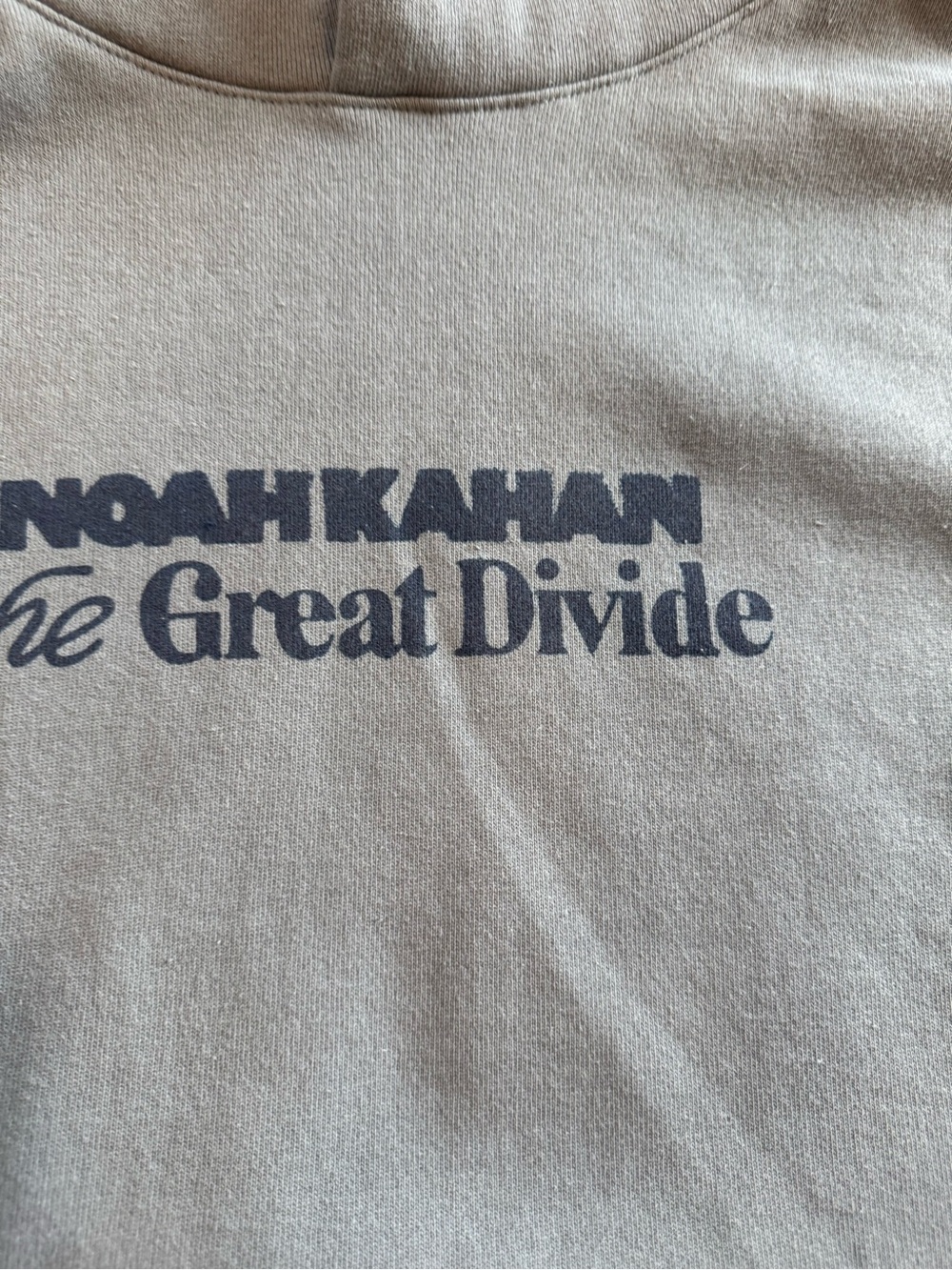 'The Great Divide' Light Blue Hooded Sweatshirt large unisex - Picture 2 of 7